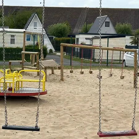 Stacaravan Dunepark * אוסטדאונקרק